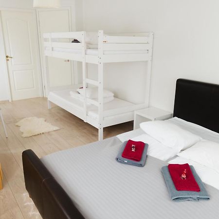 Konrad Family Guesthouse クレサーレ エクステリア 写真