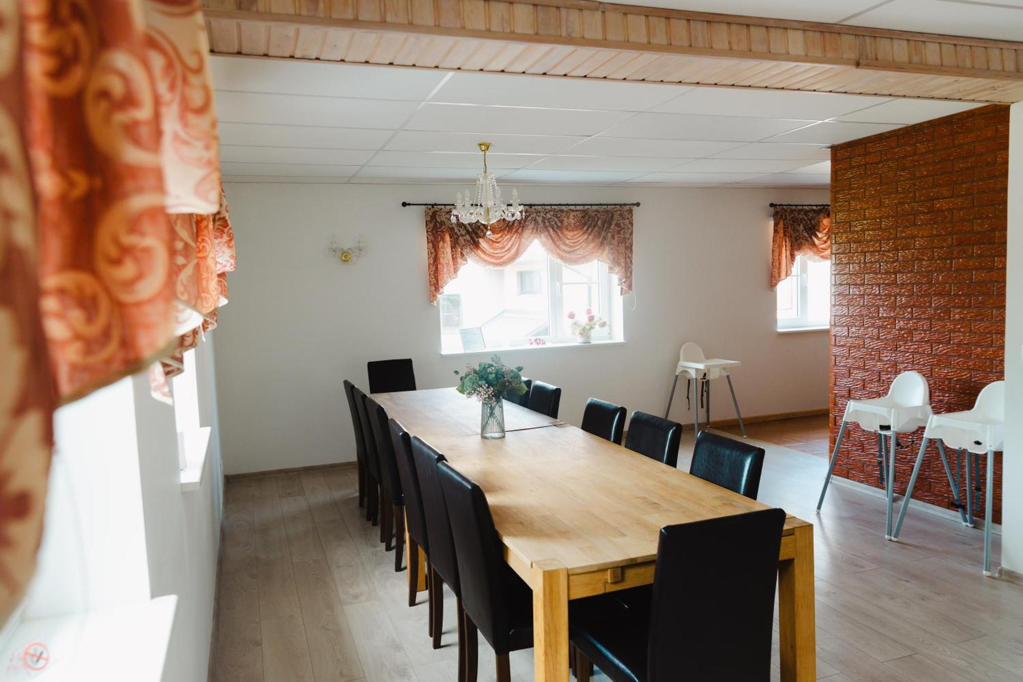 Konrad Family Guesthouse クレサーレ エクステリア 写真